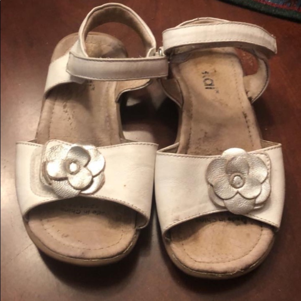 White strappy sandal
